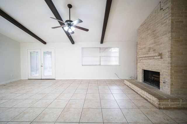 7015 San Pablo Drive, Houston, TX 77083