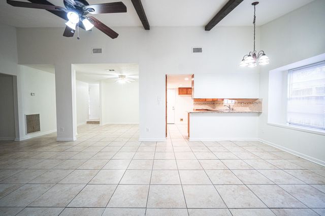 7015 San Pablo Drive, Houston, TX 77083