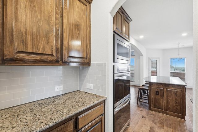 8700 Treehouse Court, Fort Worth, TX 76123