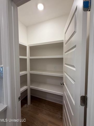 205 Anderson Oaks Drive, Pearl, MS 39208