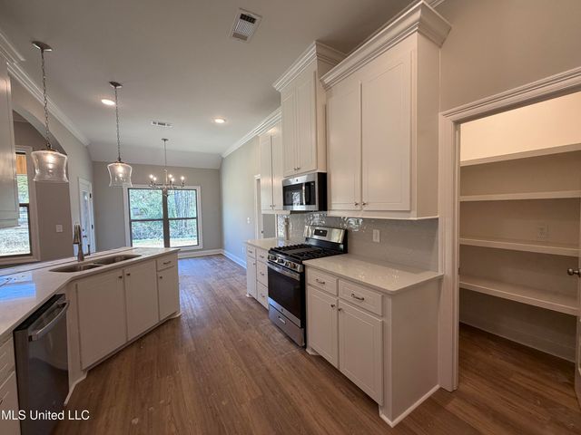 205 Anderson Oaks Drive, Pearl, MS 39208