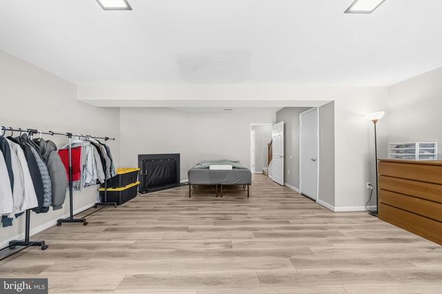 10256 EAGLE NEST CT, Fairfax, VA 22032