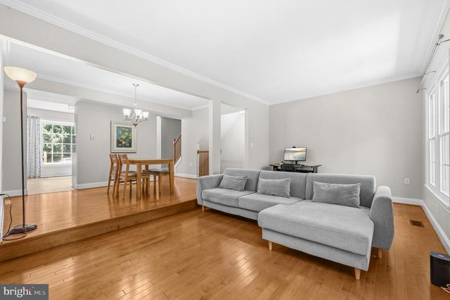 10256 EAGLE NEST CT, Fairfax, VA 22032