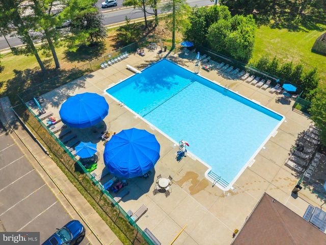 10256 EAGLE NEST CT, Fairfax, VA 22032