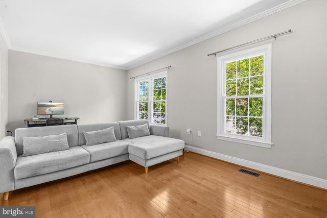 10256 EAGLE NEST CT, Fairfax, VA 22032