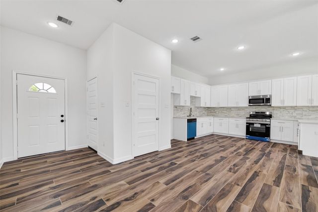8628 Scott Street, Houston, TX 77051