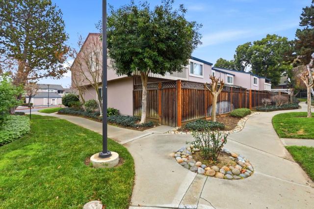 1451 Woodgrove Square, San Jose, CA 95117