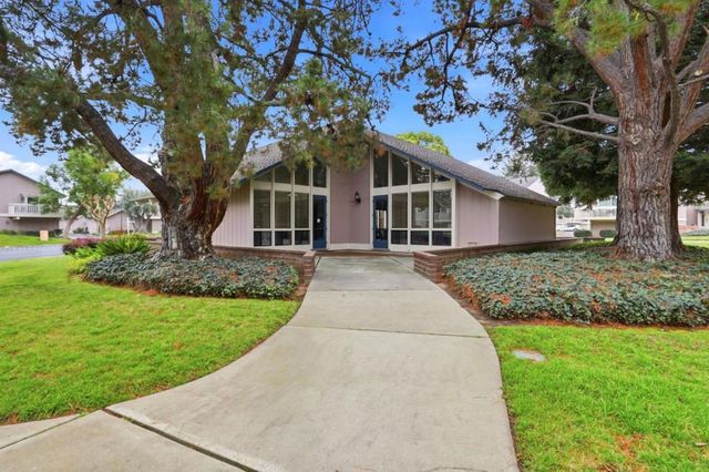 1451 Woodgrove Square, San Jose, CA 95117