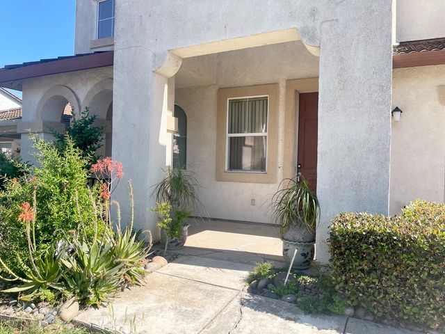 3026 Mt Hoffman Ct, Stockton, CA 95212