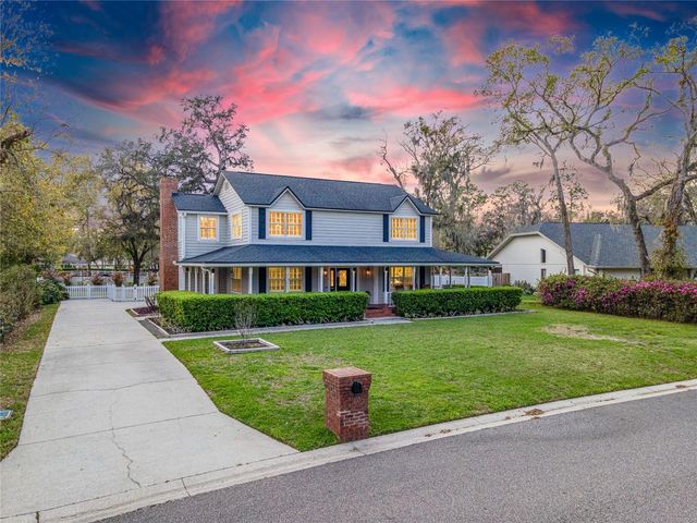 2802 HAMMOCK DRIVE, Plant City, FL 33566