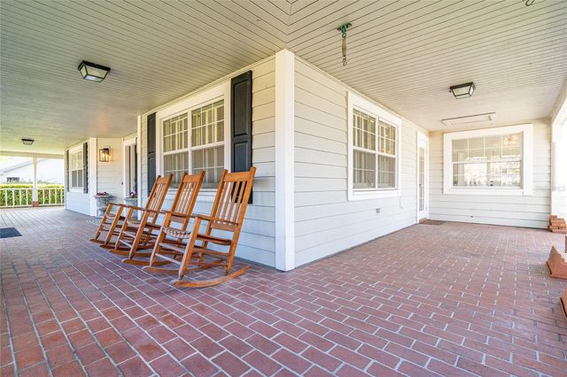 2802 HAMMOCK DRIVE, Plant City, FL 33566