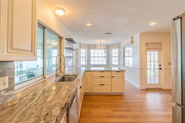 2802 HAMMOCK DRIVE, Plant City, FL 33566