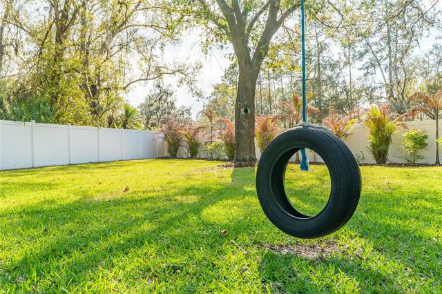 2802 HAMMOCK DRIVE, Plant City, FL 33566