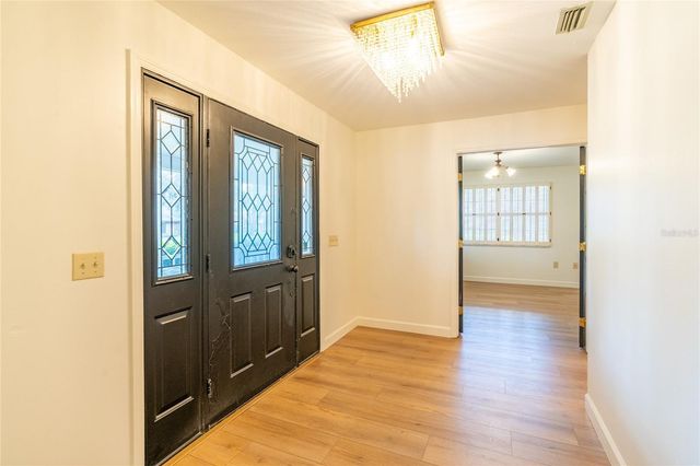 2802 HAMMOCK DRIVE, Plant City, FL 33566