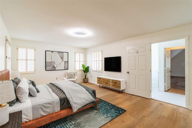 2802 HAMMOCK DRIVE, Plant City, FL 33566