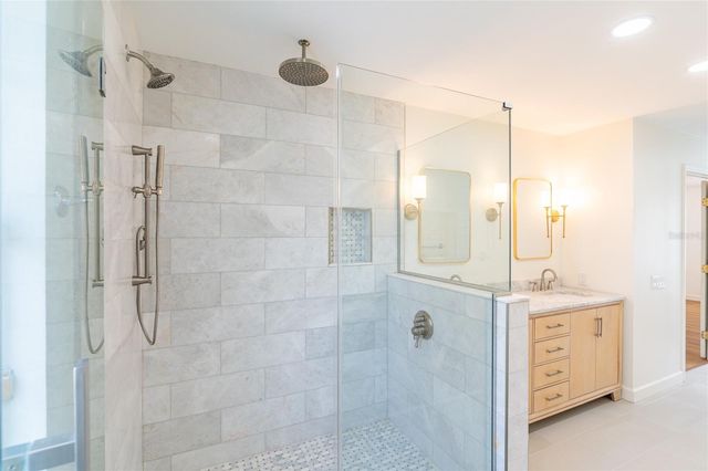 2802 HAMMOCK DRIVE, Plant City, FL 33566