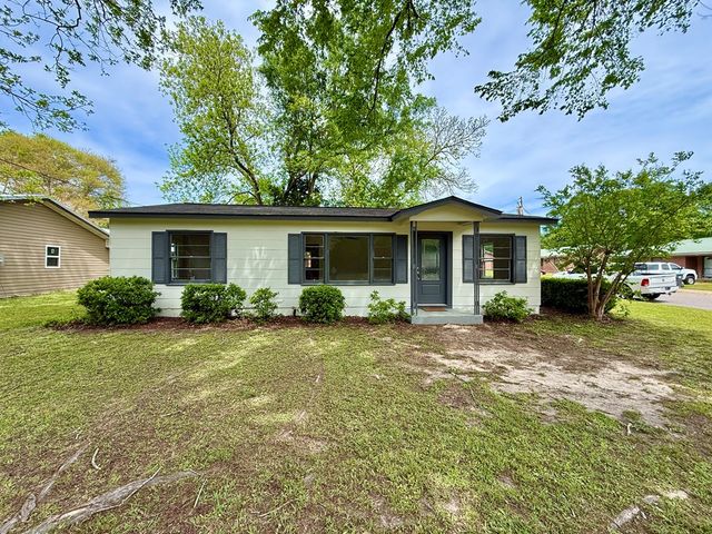 115 Main St, Ashford, AL 36312