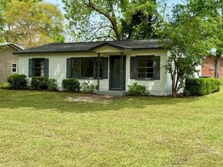 115 Main St, Ashford, AL 36312