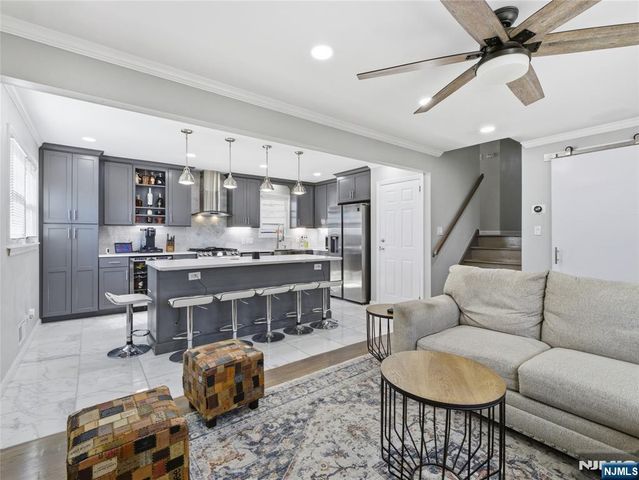 98 Grove Street, Lodi, NJ 07644