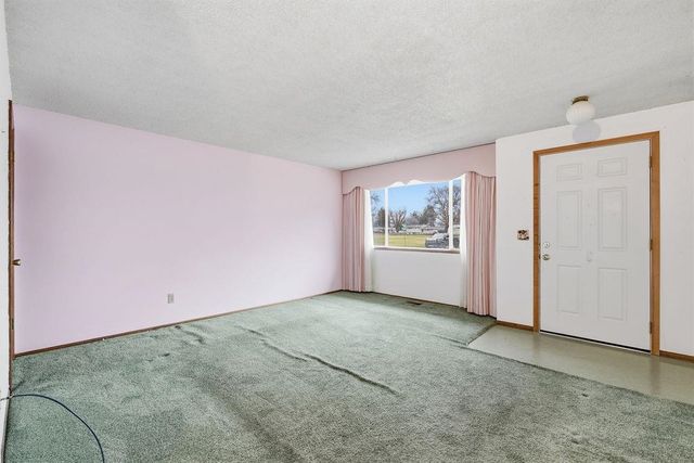 2103 N Sargent Rd, Spokane, WA 99212