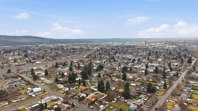 2103 N Sargent Rd, Spokane, WA 99212