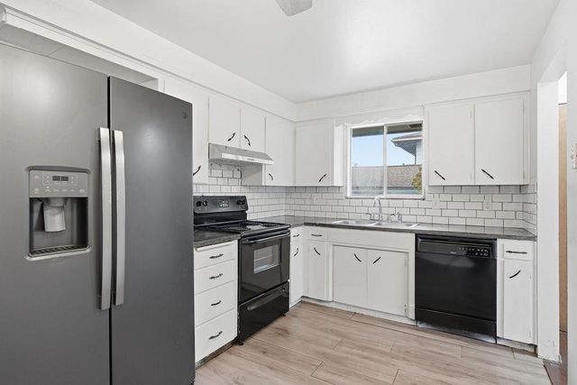 2103 N Sargent Rd, Spokane, WA 99212