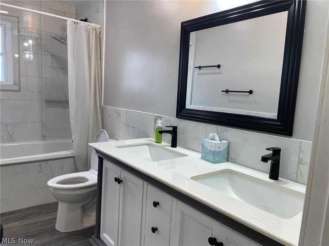 17228 Egbert Road, Walton Hills, OH 44146