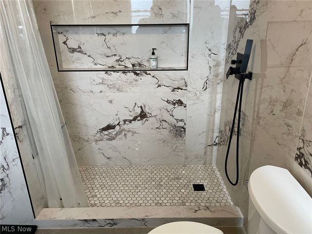 17228 Egbert Road, Walton Hills, OH 44146