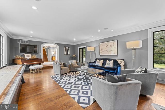 848 PARKES RUN LN, Villanova, PA 19085