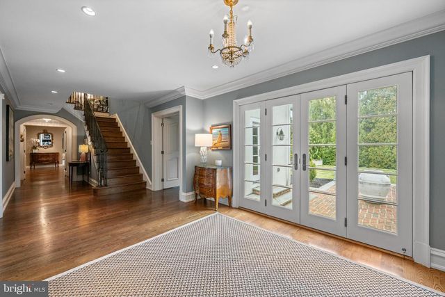 848 PARKES RUN LN, Villanova, PA 19085