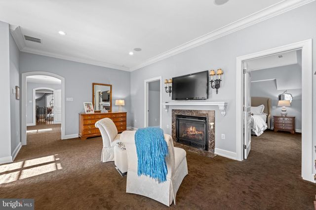 848 PARKES RUN LN, Villanova, PA 19085