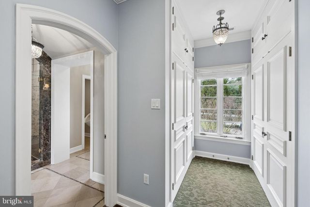 848 PARKES RUN LN, Villanova, PA 19085