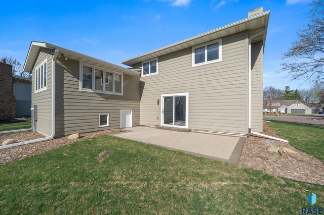 4500 S Tomar Rd Road, Sioux Falls, SD 57105