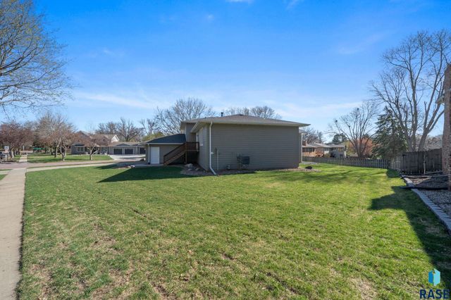 4500 S Tomar Rd Road, Sioux Falls, SD 57105