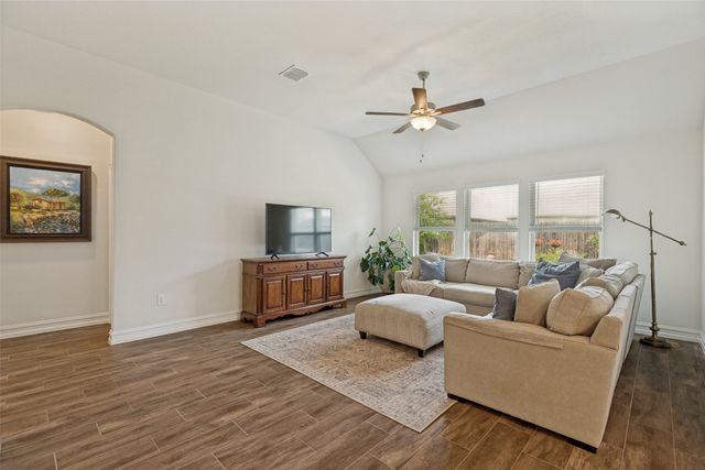 2823 Redbud Lane, Melissa, TX 75454