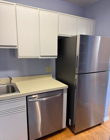 94 Newbury Ave 315, Quincy, MA 02171