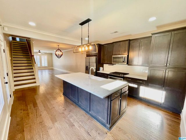 2208 GRAND AVENUE, Hoover, AL 35226