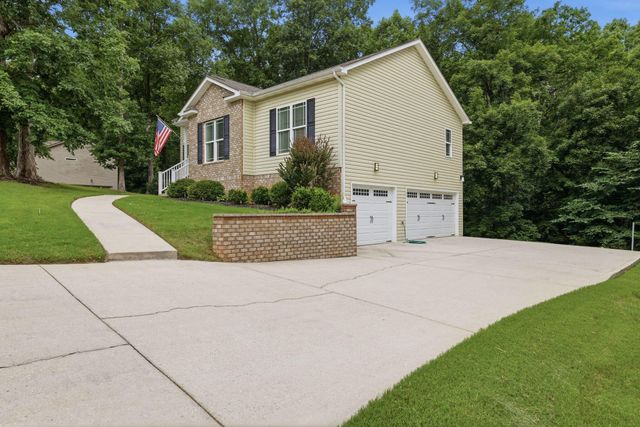 7402 Tiercel Drive, Ooltewah, TN 37363