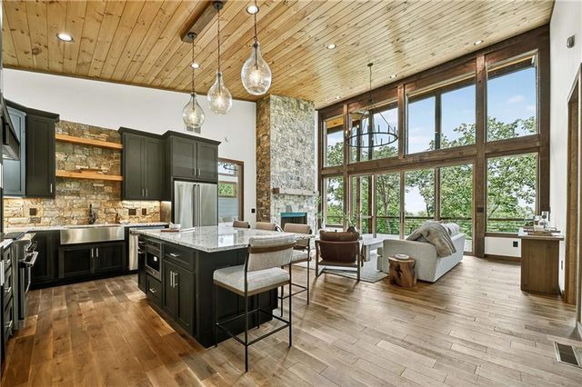 768 Cherokee Circle, Ellijay, GA 30540