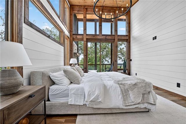 768 Cherokee Circle, Ellijay, GA 30540