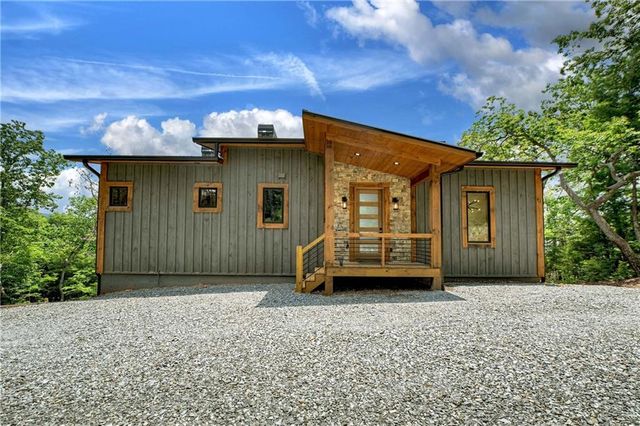 768 Cherokee Circle, Ellijay, GA 30540
