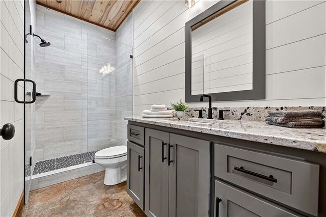 768 Cherokee Circle, Ellijay, GA 30540