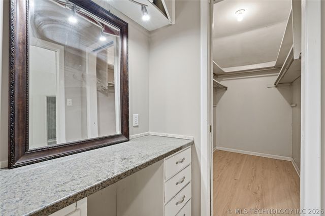 5938 S New Haven Avenue, Tulsa, OK 74135