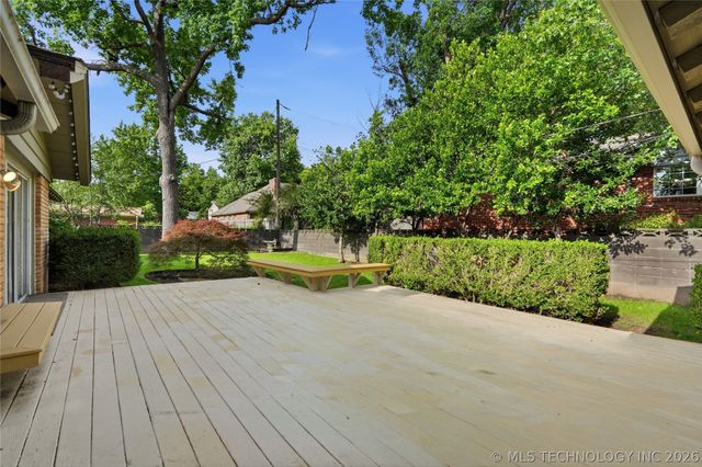 5938 S New Haven Avenue, Tulsa, OK 74135