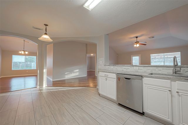3214 Northgate Court, Manvel, TX 77578
