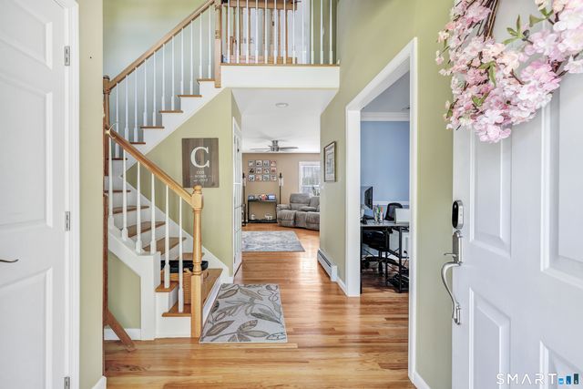 11 Ten Coat Lane, Shelton, CT 06484