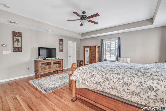 11 Ten Coat Lane, Shelton, CT 06484