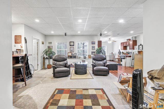 11 Ten Coat Lane, Shelton, CT 06484