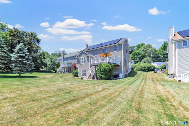 11 Ten Coat Lane, Shelton, CT 06484