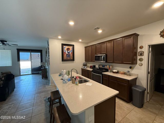 10827 E Painted Mesa Place, Vail, AZ 85641